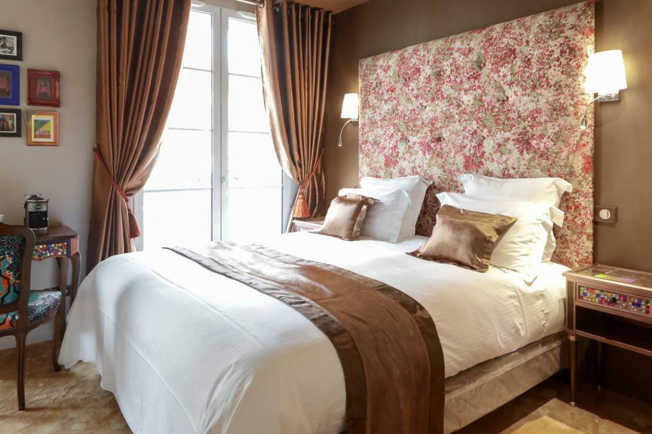 Brit Hotel Privilege Lisieux - La Villa Des Arts エクステリア 写真