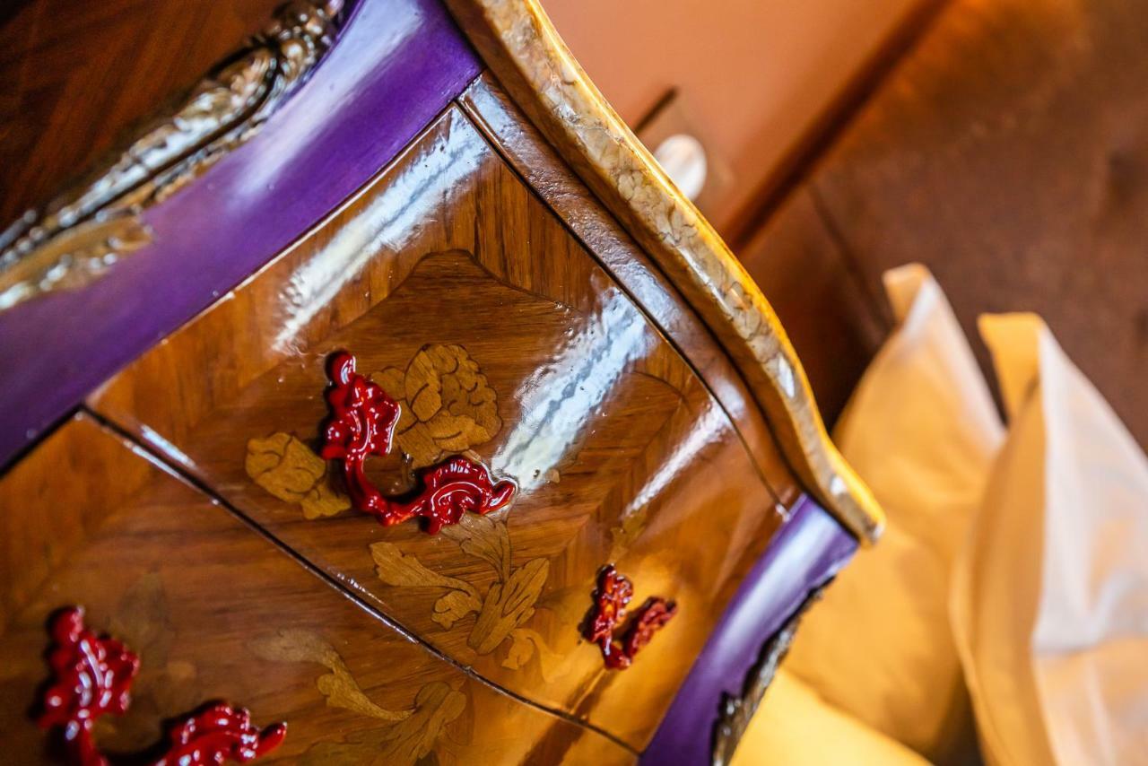 Brit Hotel Privilege Lisieux - La Villa Des Arts エクステリア 写真